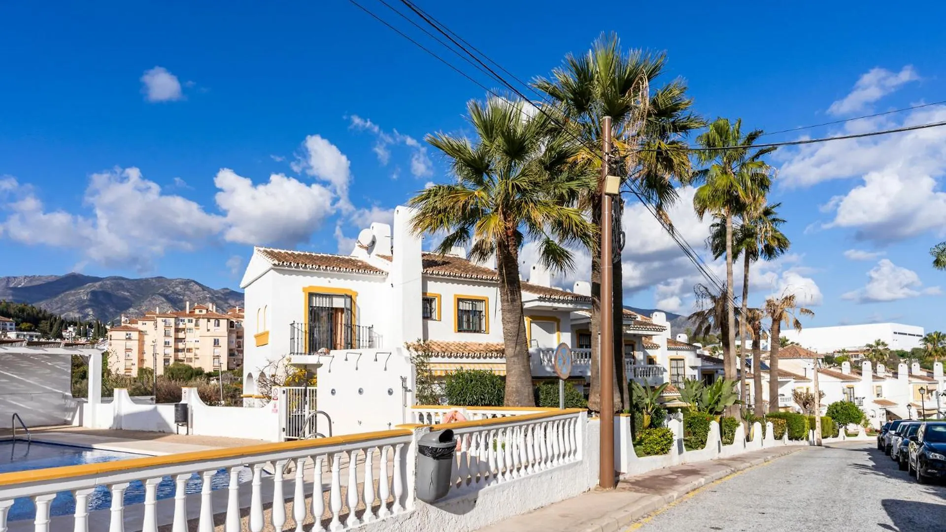 La Campana Apartment With Pool By Costarentals - Ref 60 Santa Fe de los Boliches