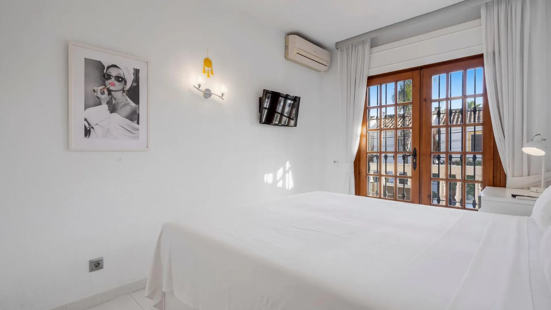 La Campana Apartment With Pool By Costarentals - Ref 60 Santa Fe de los Boliches 0*,  Spain